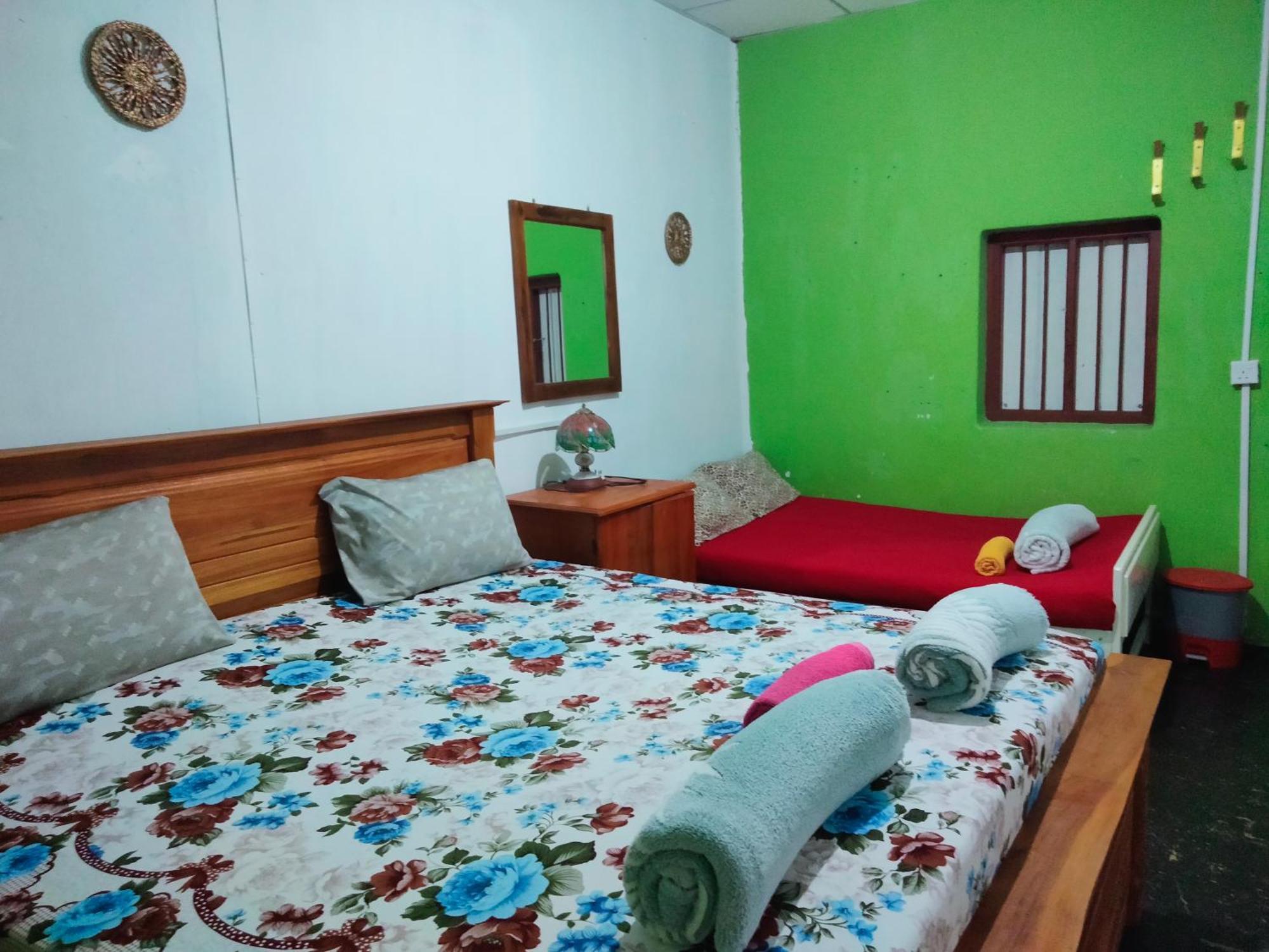 Home Hostel Ella Private Rooms Only Exterior photo